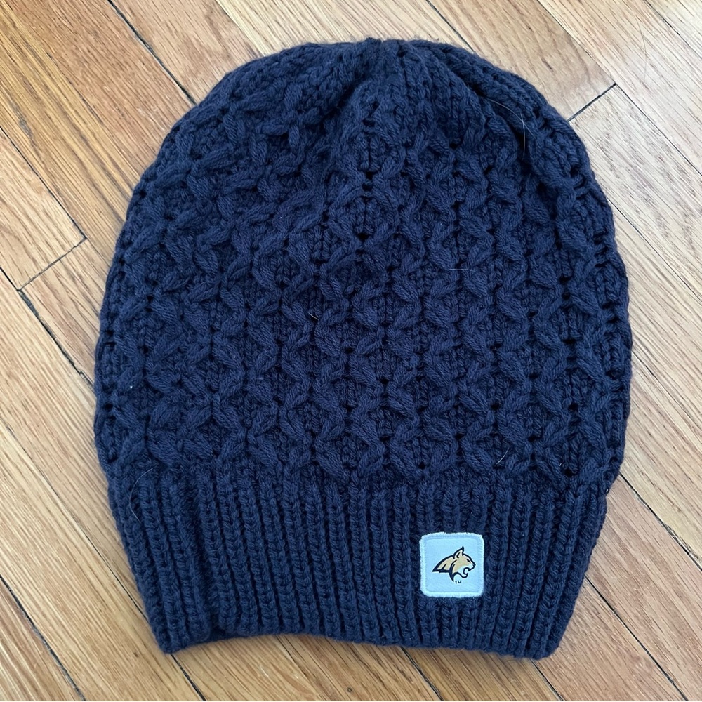 Nike Bobcat women’s beanie hat